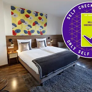 Koncept Zum Kostbaren Blut - Contactless Check-in Hotel Keulen